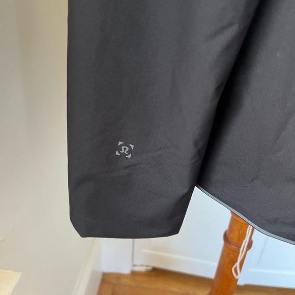 Lululemon Insulated Rain Jacket - Picture 5 of 7